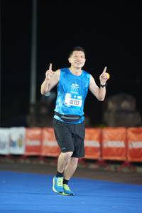 BIB: 100, 41713
                            <button type="button" onclick="openModal(19768139)" class="btn btn-primary btn-sm float-right btn-popup" data-toggle="modal" data-target=".modal-high-quality">
                        <i class="fas fa-shopping-cart"></i> Add to Cart
                    </button>
                                            <button type="button" onclick="isThisMe(19768139, true)" class="btn btn-success btn-sm float-right btn-popup btn-isme hidden" data-toggle="tooltip" data-placement="bottom" title="นี่คือรูปของคุณใช่ไหม คลิกที่นี่เพื่อเอาเข้าอัลบั้ม">
                        <i class="fas fa-plus"></i> Add to album
                    </button>
                    <button type="button" onclick="isThisMe(19768139, false)" class="btn btn-warning btn-sm float-right btn-popup btn-isnotme hidden">
                        <i class="fas fa-ban"></i> Remove from album
                    </button>